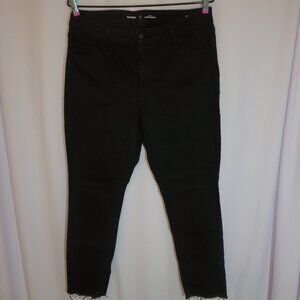 Super‎ Skinny Petite Black Old Navy Jean